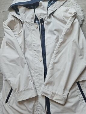 Lindor Petite Beige Trench Coat with Plaid Lining & Hood SIZE 15-16